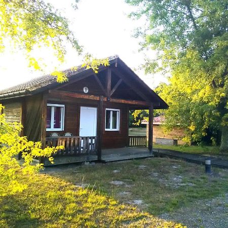 Camping Familial Les Chalets D'Uza Zewnętrze zdjęcie
