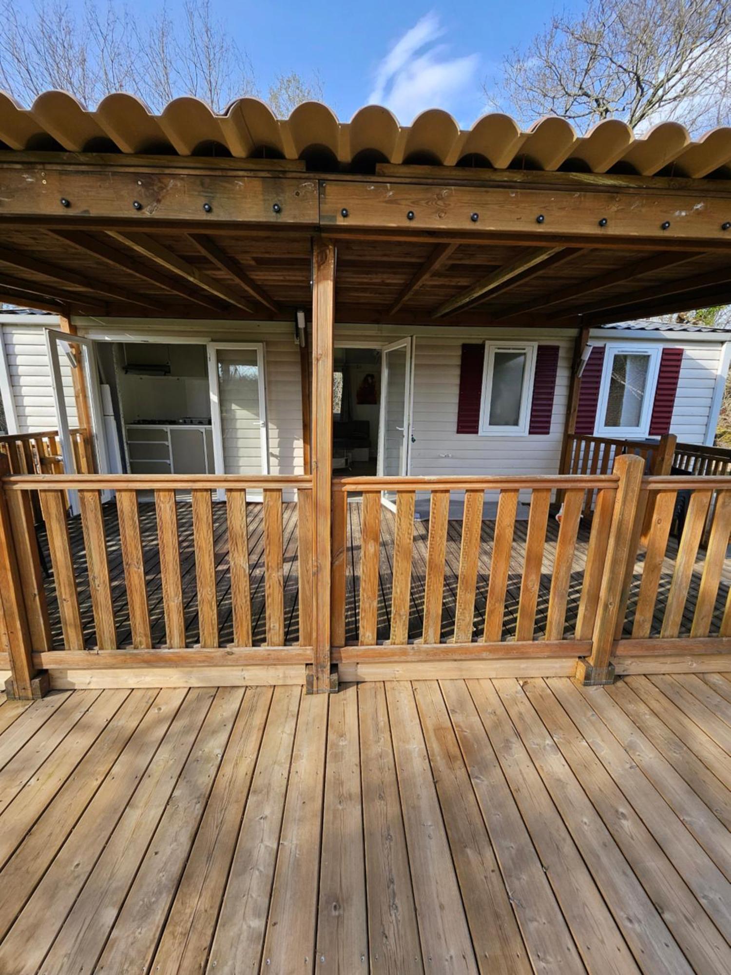 Camping Familial Les Chalets D'Uza Zewnętrze zdjęcie