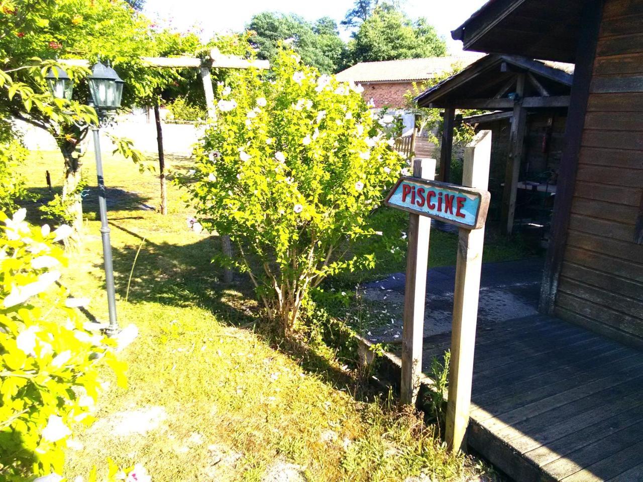 Camping Familial Les Chalets D'Uza Zewnętrze zdjęcie
