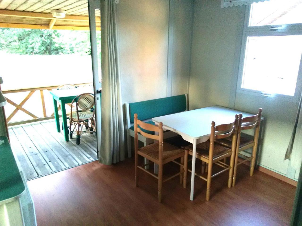 Camping Familial Les Chalets D'Uza Zewnętrze zdjęcie